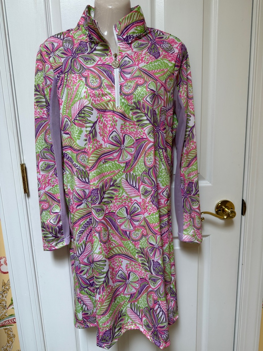 NWOT: Stella Parker Golf dress Floral Print Long Sleeve L